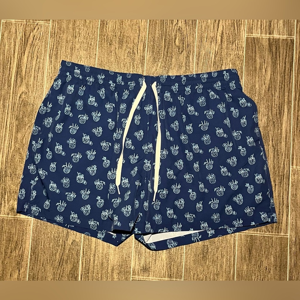Chubbies Boardshorts Mens 2XL All Over Print Coconut Drinks Lined Swim Beach